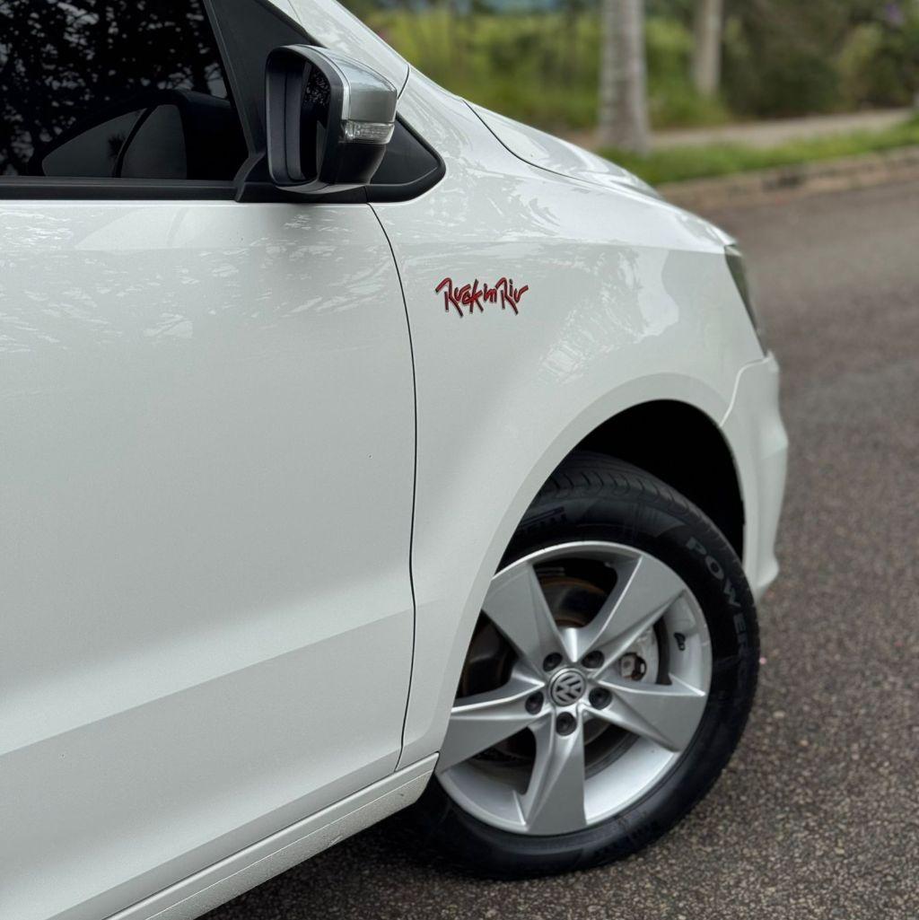 VOLKSWAGEN Fox - Foto