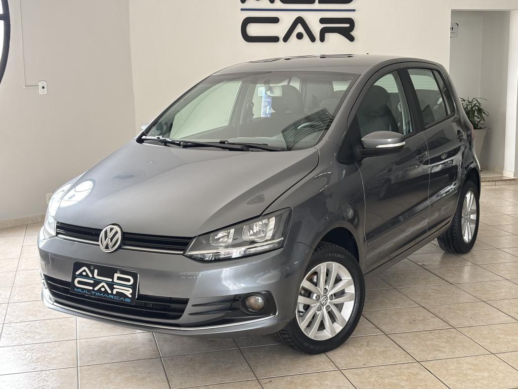 VOLKSWAGEN Fox - Foto