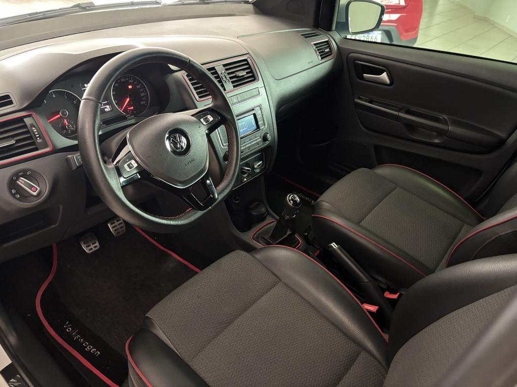 VOLKSWAGEN Fox - Foto