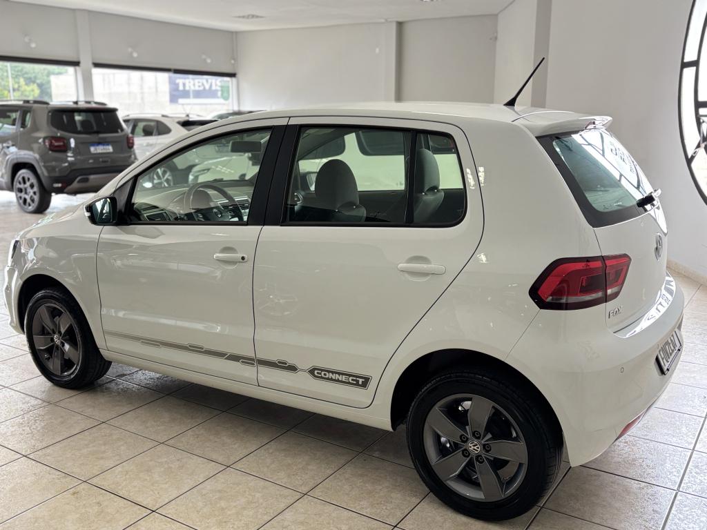 VOLKSWAGEN Fox - Foto