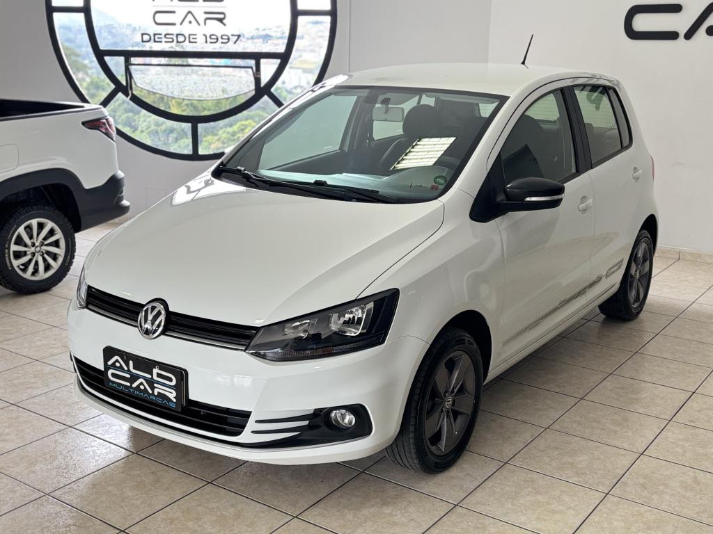 VOLKSWAGEN Fox - Foto