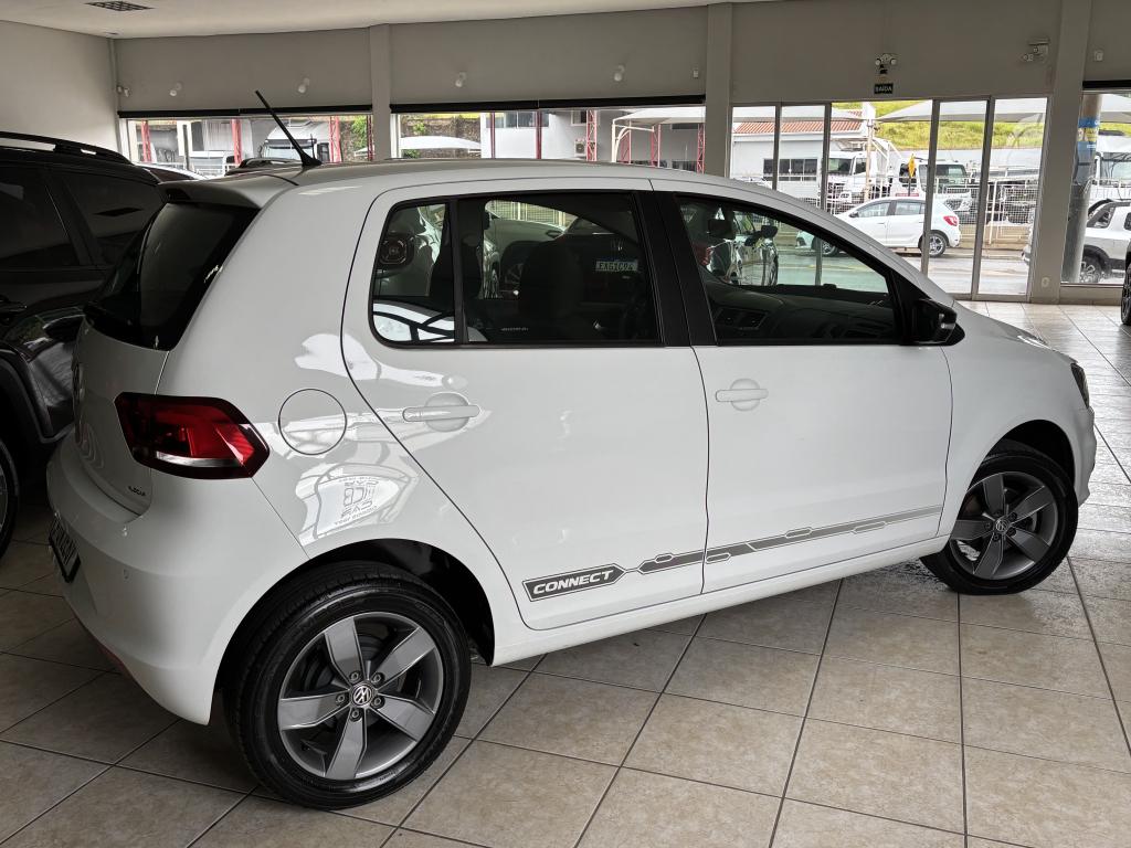 VOLKSWAGEN Fox - Foto