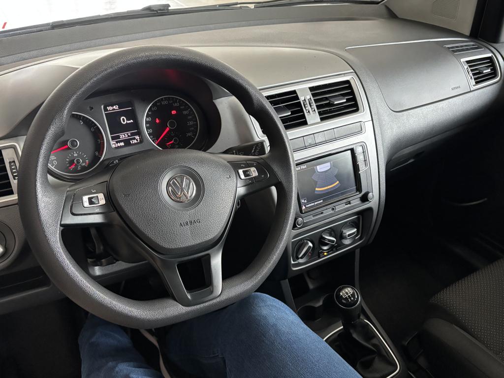 VOLKSWAGEN Fox - Foto