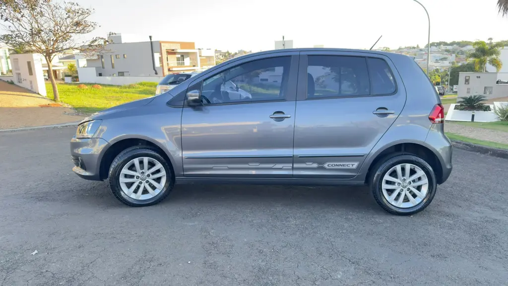 VOLKSWAGEN Fox - Foto