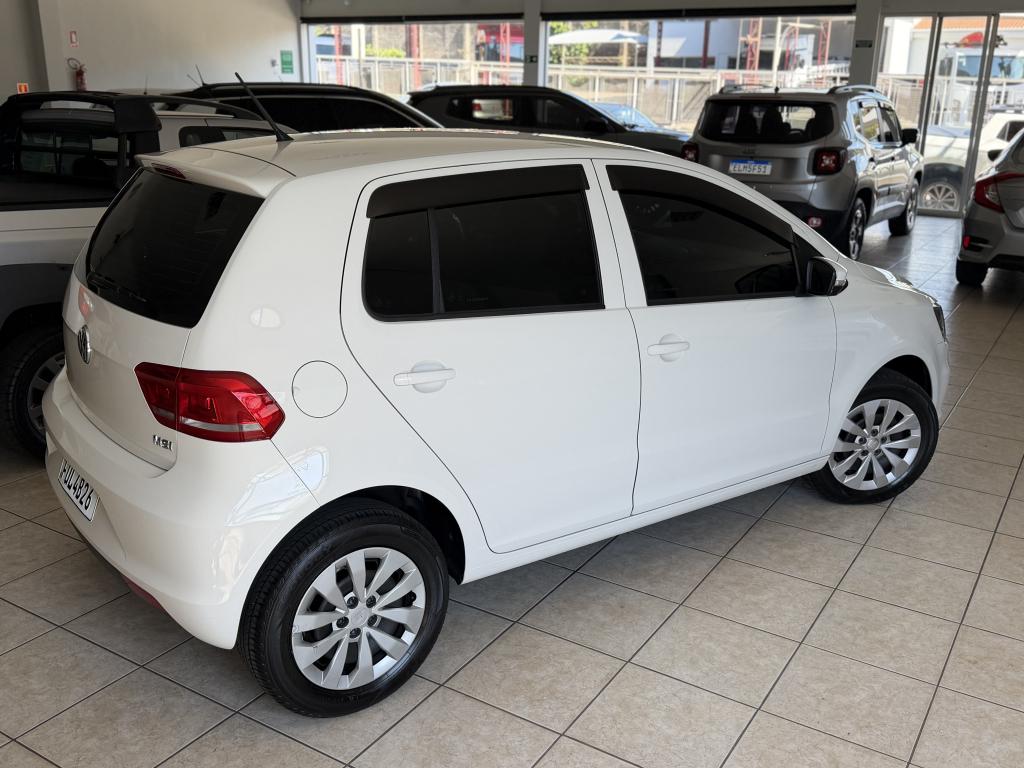 VOLKSWAGEN Fox - Foto