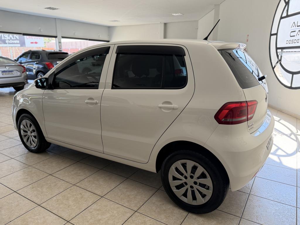 VOLKSWAGEN Fox - Foto