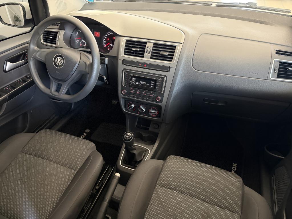 VOLKSWAGEN Fox - Foto