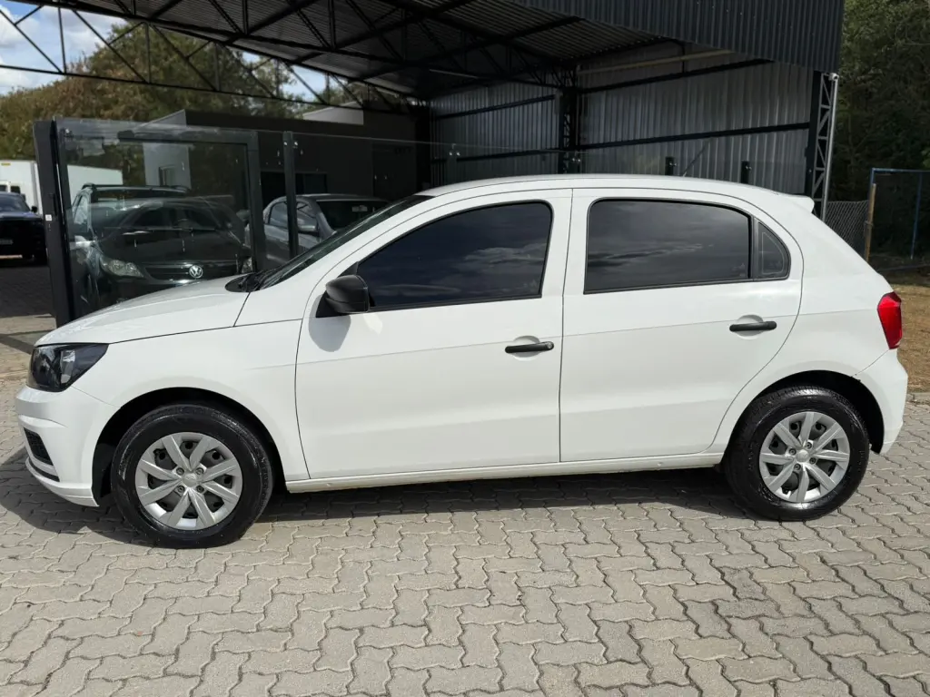 VOLKSWAGEN Gol - Foto