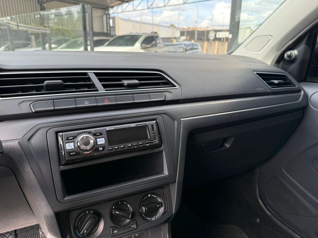 VOLKSWAGEN Gol - Foto