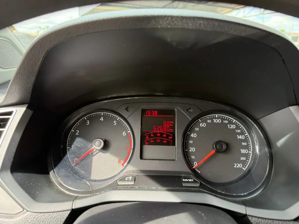 VOLKSWAGEN Gol - Foto