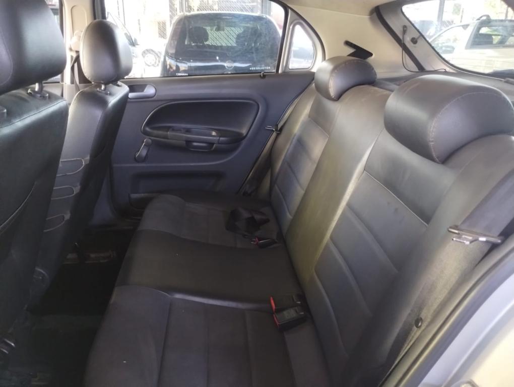 VOLKSWAGEN Gol - Foto