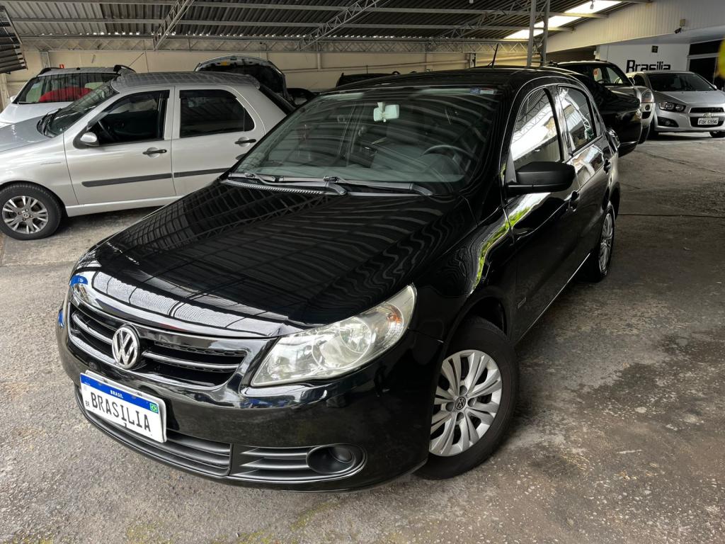 VOLKSWAGEN Gol