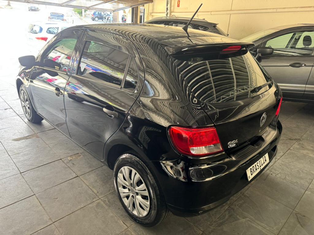 VOLKSWAGEN Gol - Foto
