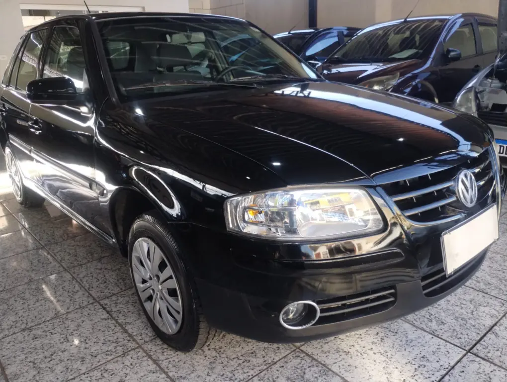 VOLKSWAGEN Gol