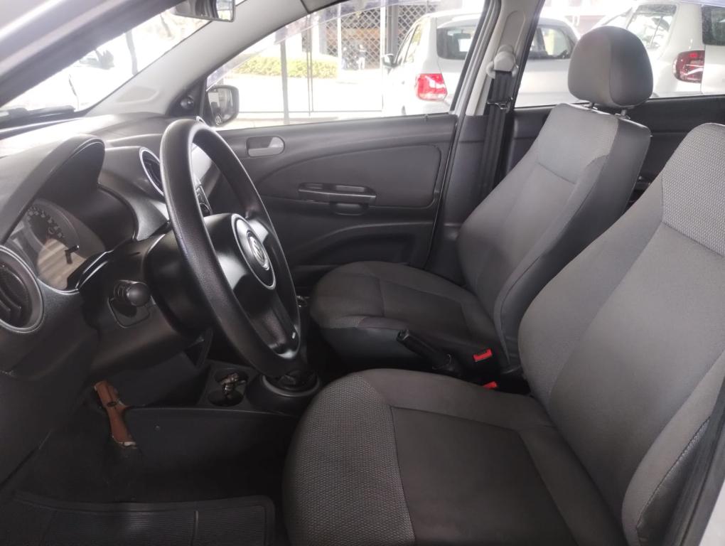 VOLKSWAGEN Gol - Foto