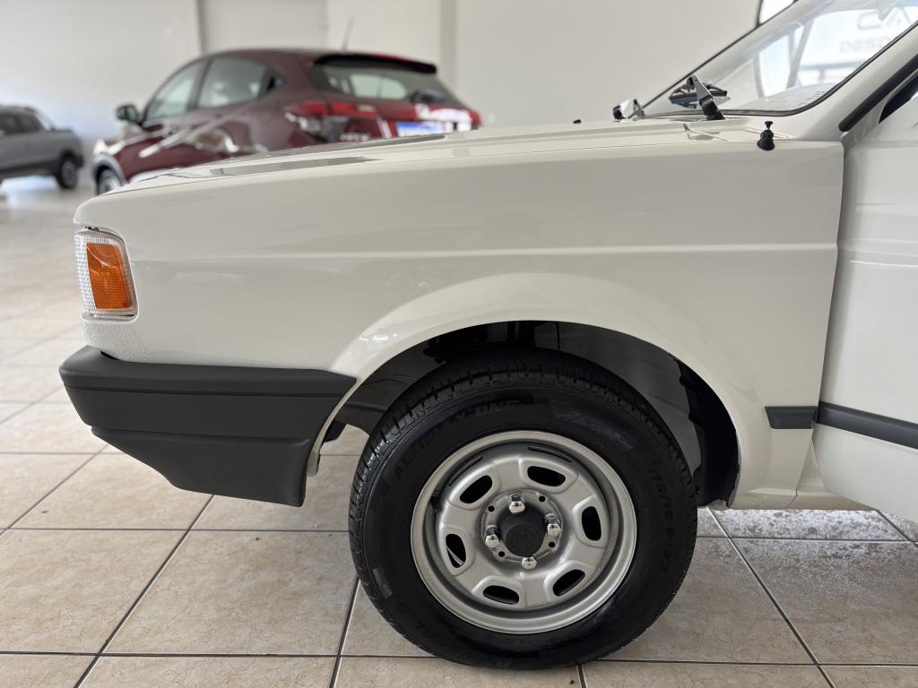 VOLKSWAGEN Gol - Foto