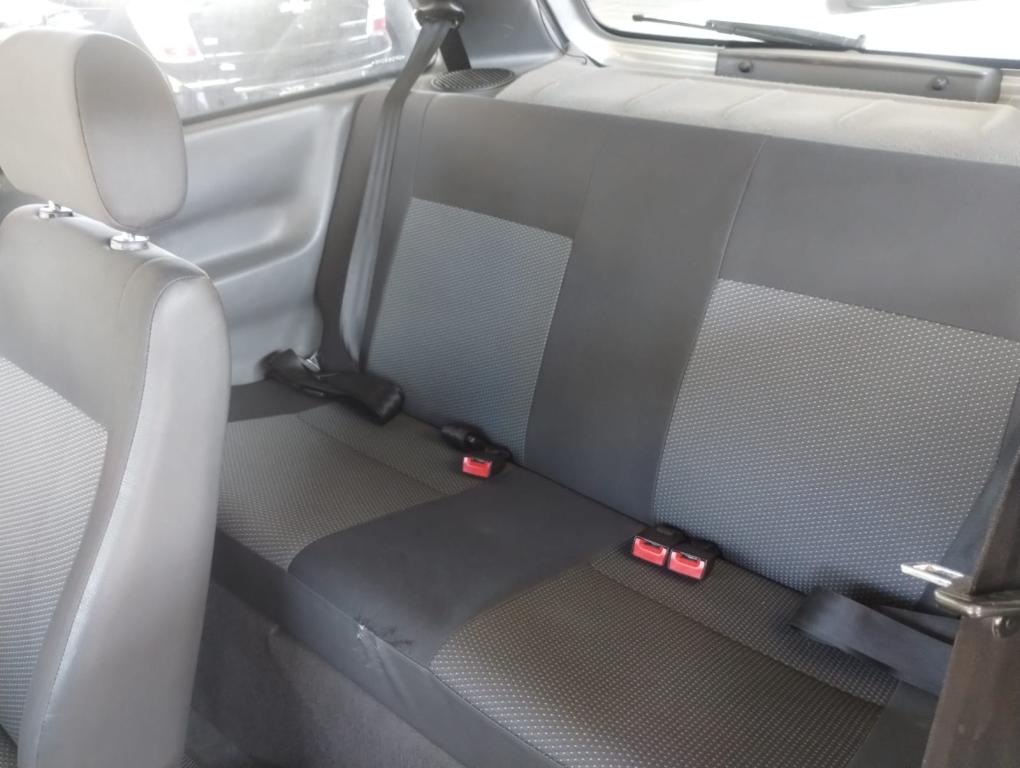 VOLKSWAGEN Gol - Foto