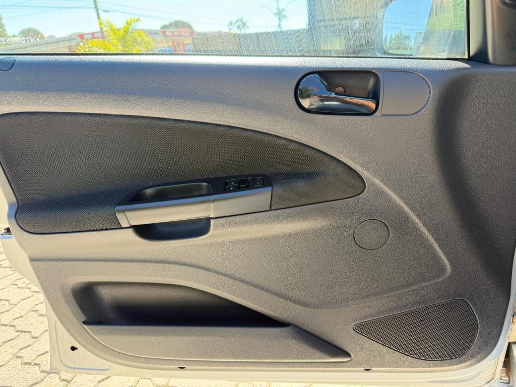 VOLKSWAGEN Gol - Foto