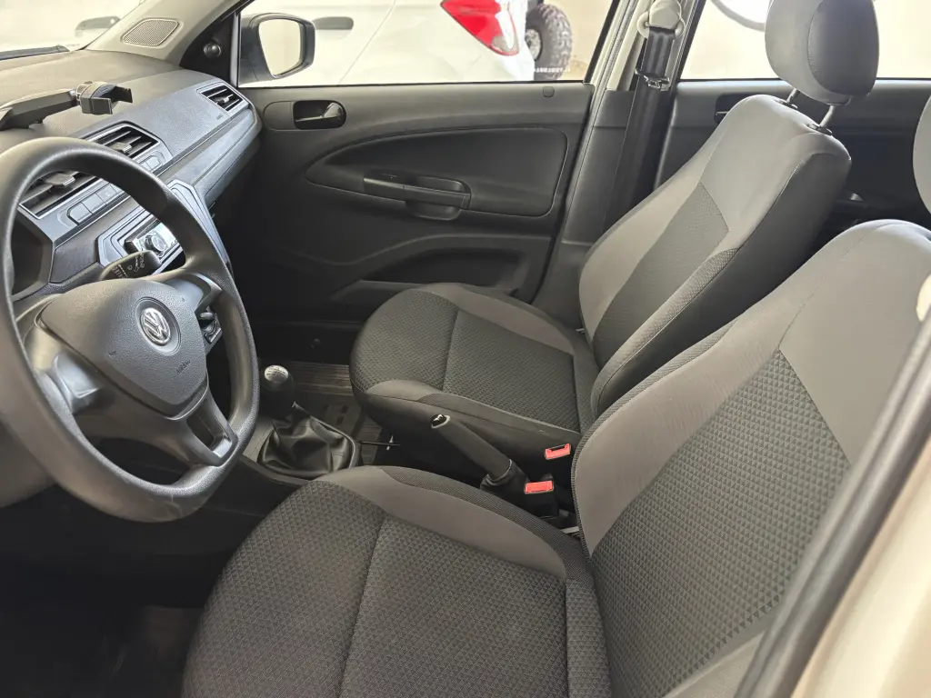 VOLKSWAGEN Gol - Foto