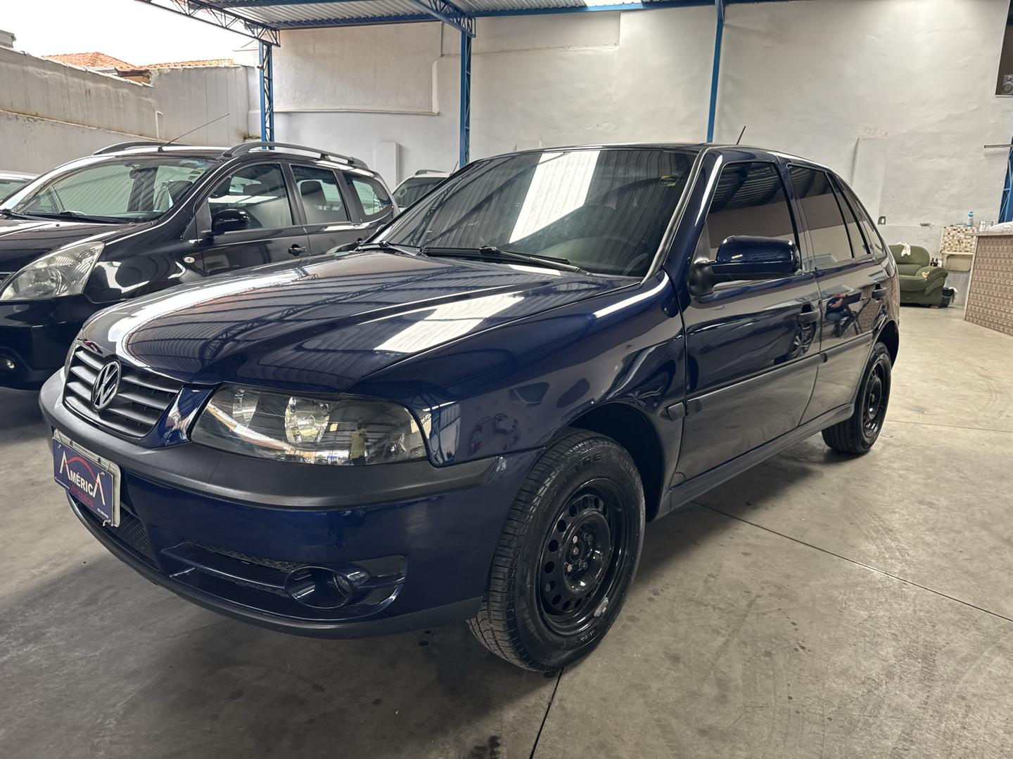 VOLKSWAGEN Gol