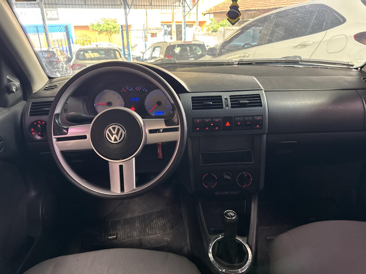 VOLKSWAGEN Gol - Foto