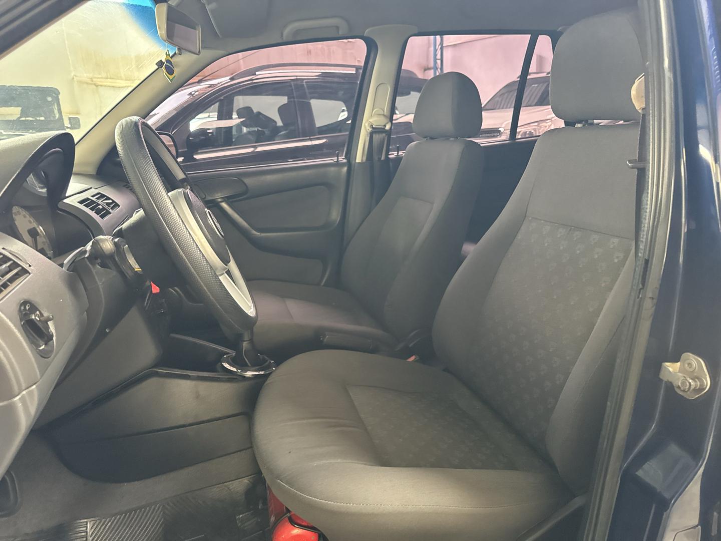 VOLKSWAGEN Gol - Foto