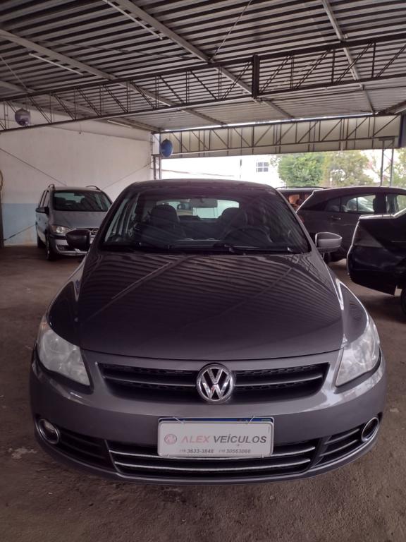 VOLKSWAGEN Gol