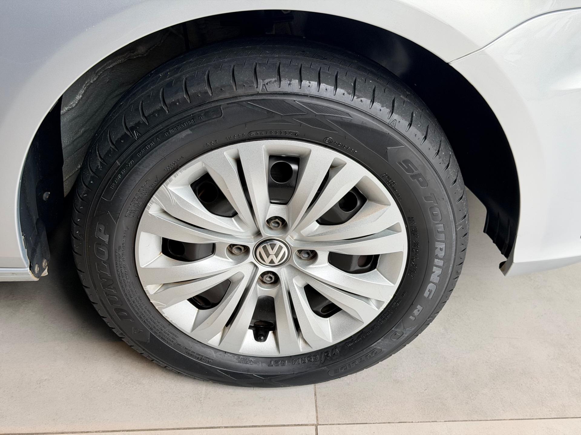 VOLKSWAGEN Gol - Foto