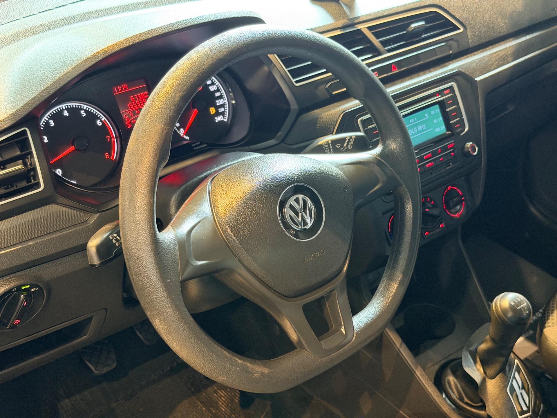 VOLKSWAGEN Gol - Foto