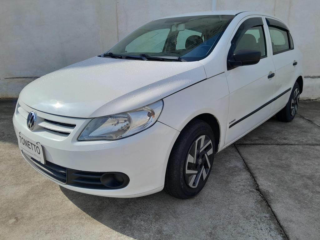 VOLKSWAGEN Gol