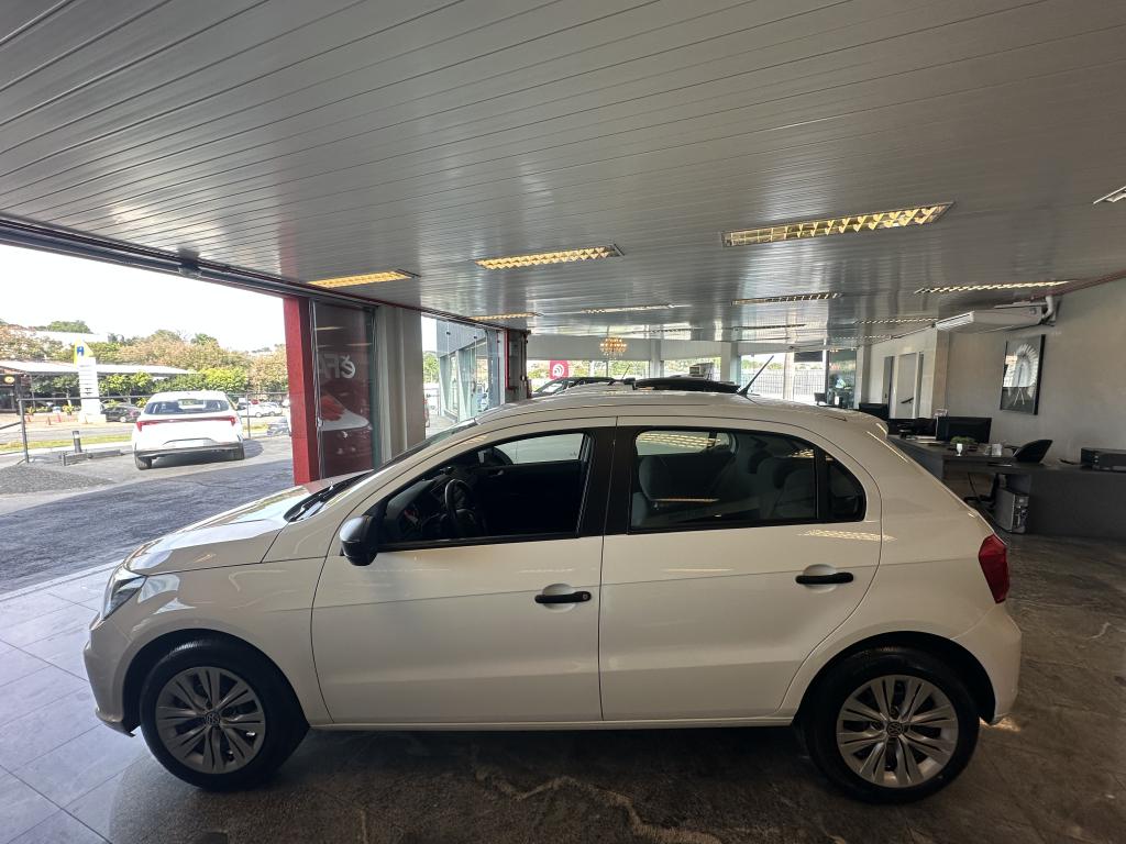 VOLKSWAGEN Gol - Foto