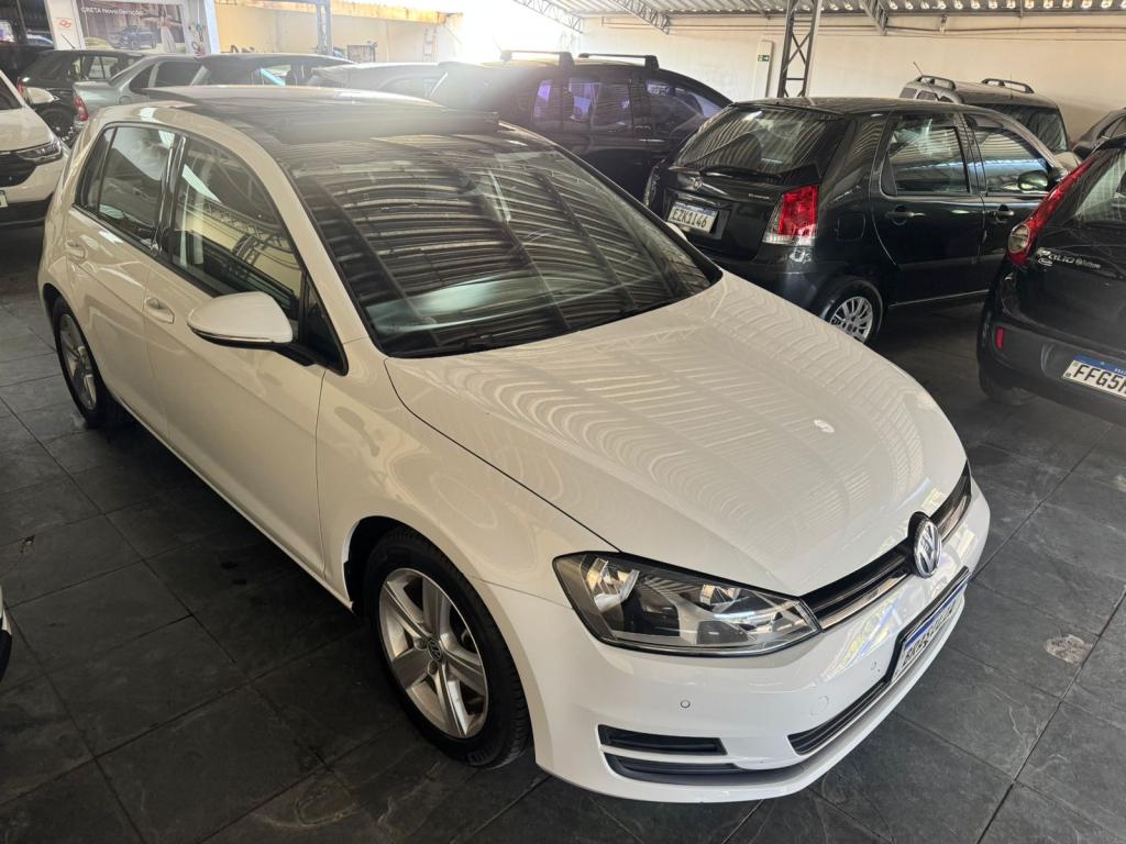 VOLKSWAGEN Golf - Foto