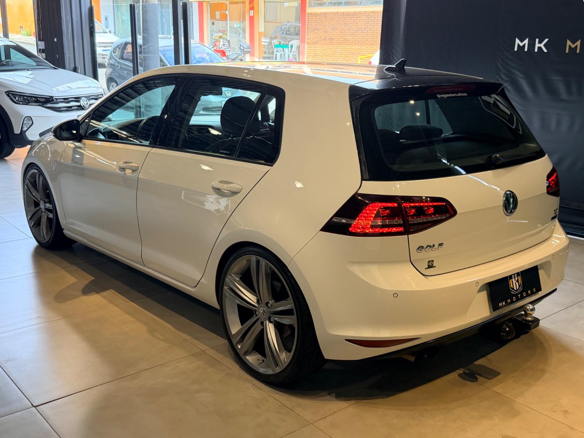 VOLKSWAGEN Golf - Foto