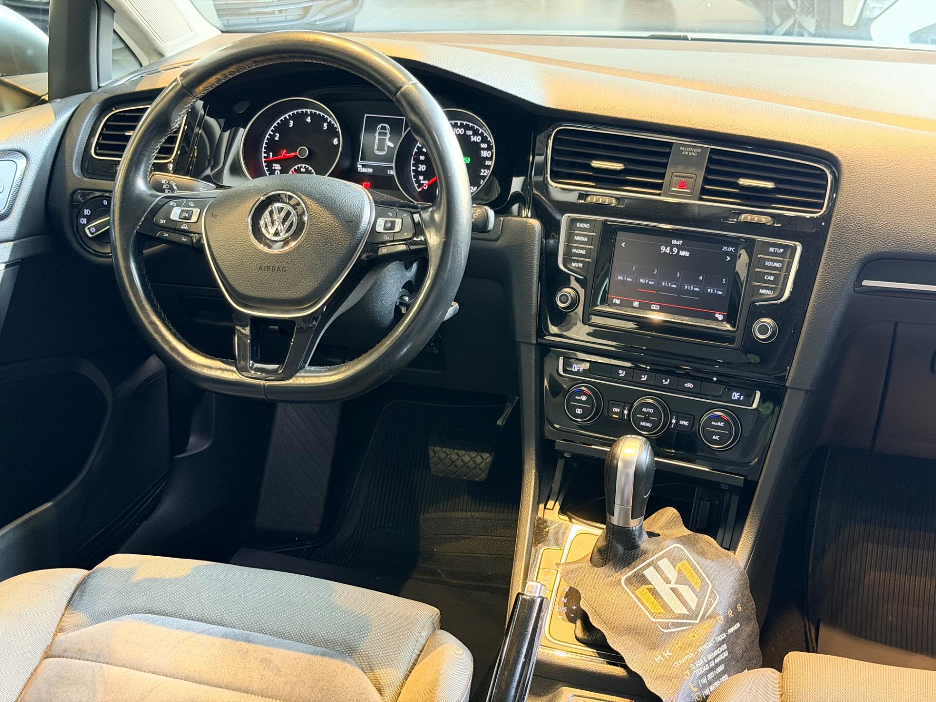 VOLKSWAGEN Golf - Foto