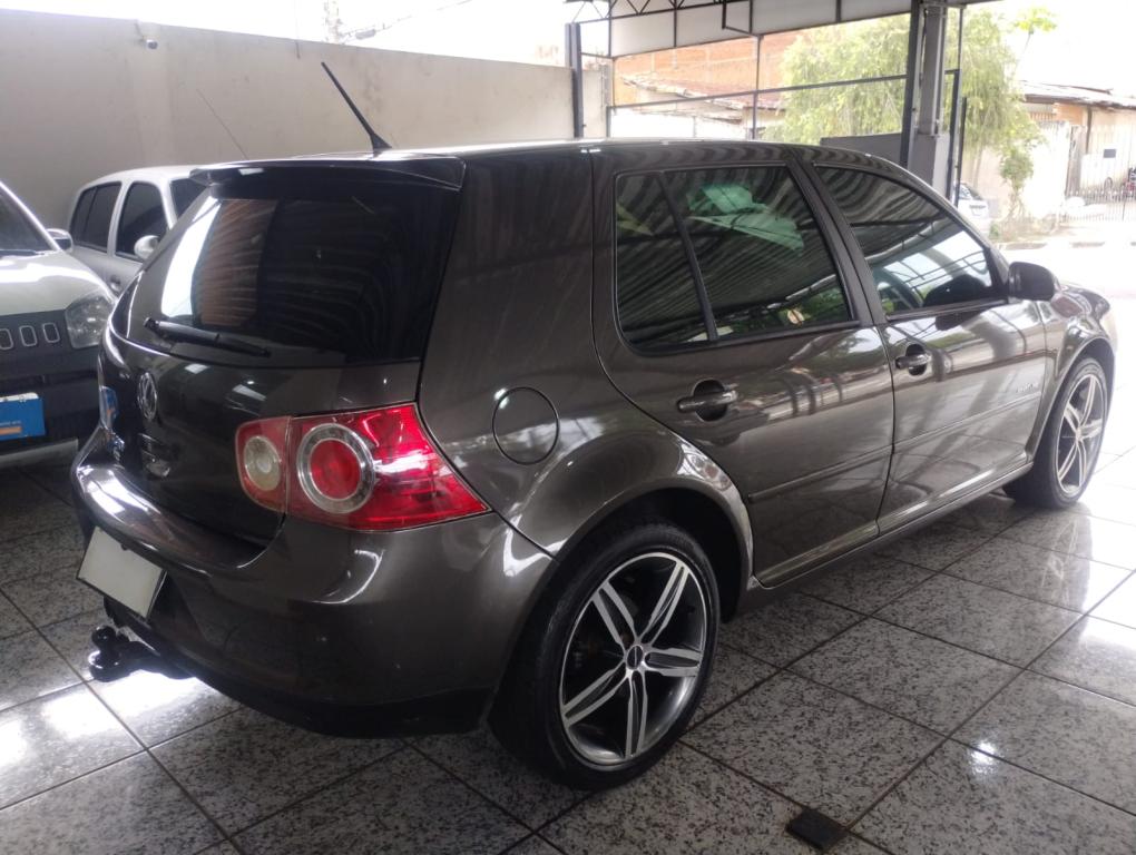 VOLKSWAGEN Golf - Foto