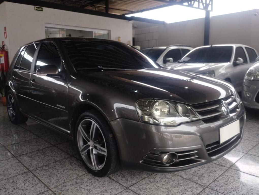 VOLKSWAGEN Golf - Foto