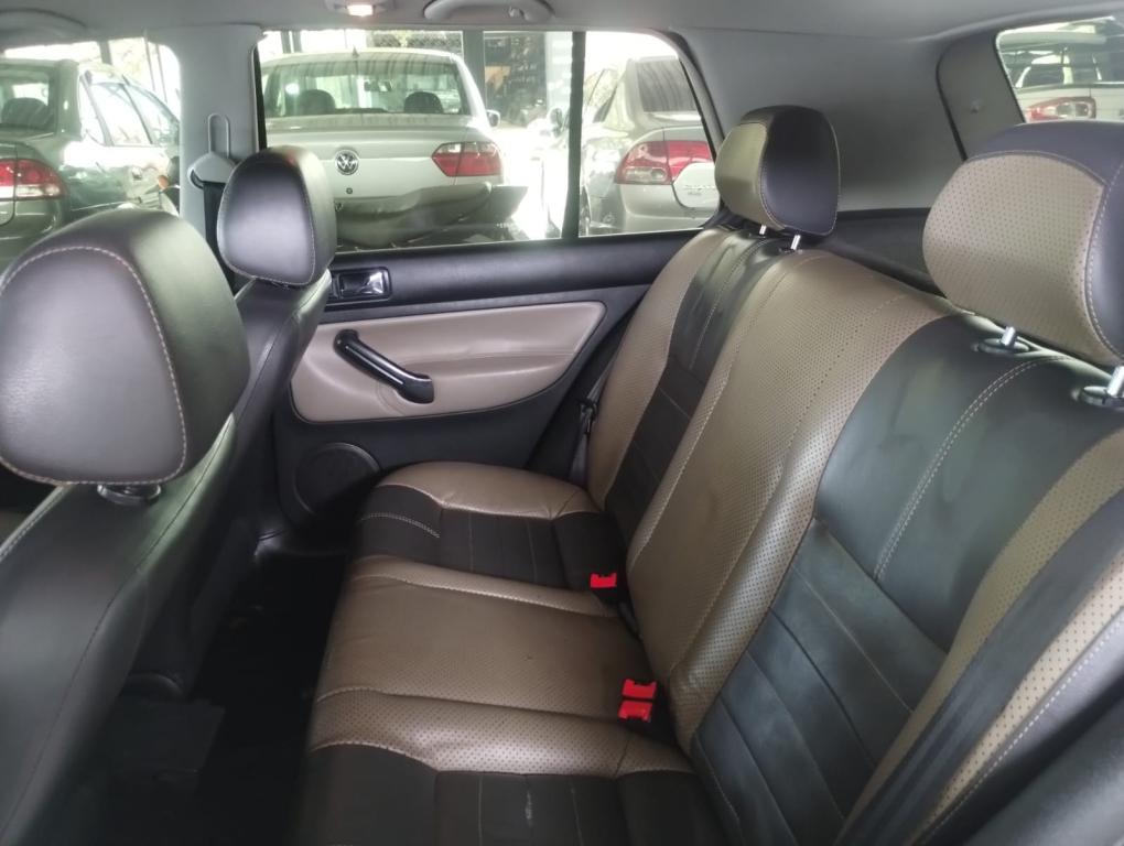 VOLKSWAGEN Golf - Foto