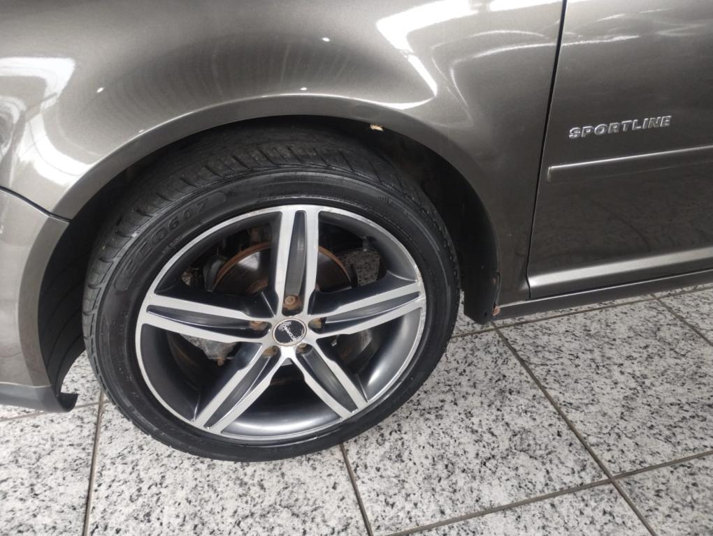 VOLKSWAGEN Golf - Foto