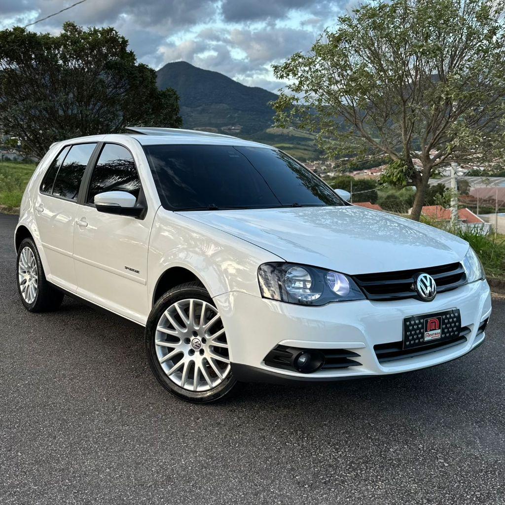 VOLKSWAGEN Golf - Foto