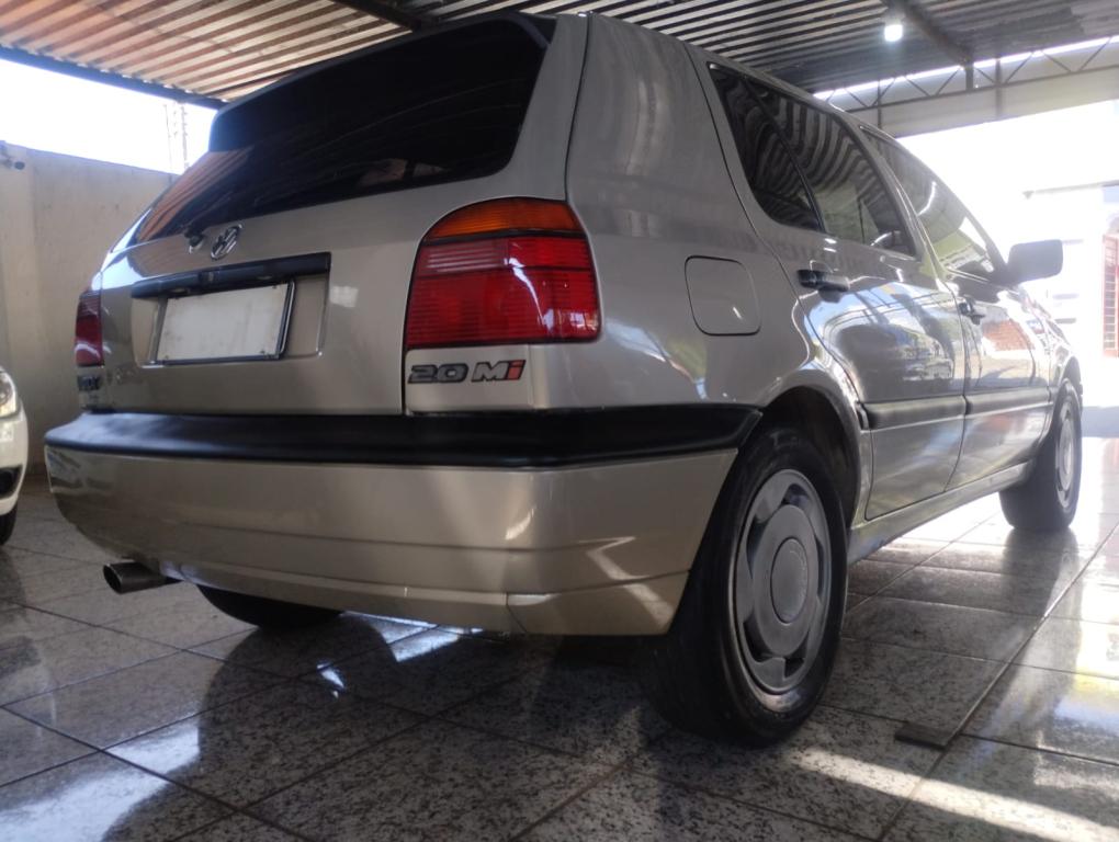 VOLKSWAGEN Golf - Foto