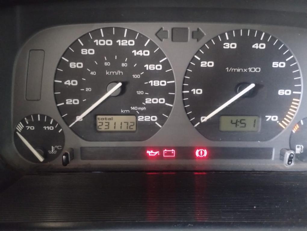 VOLKSWAGEN Golf - Foto