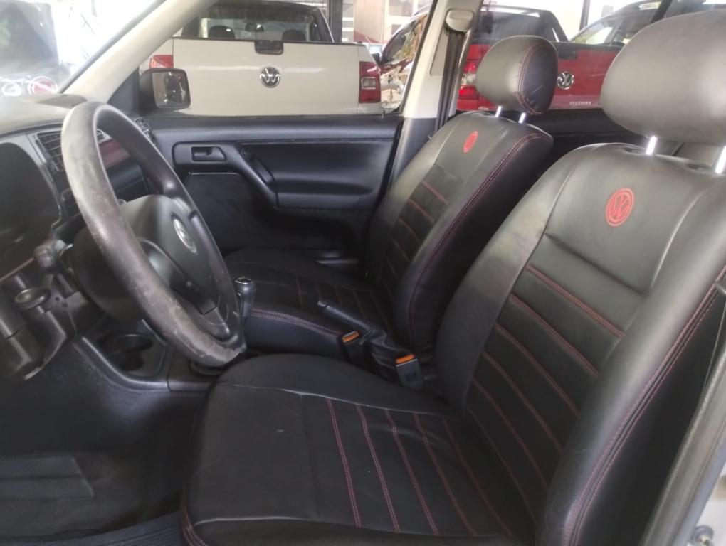 VOLKSWAGEN Golf - Foto