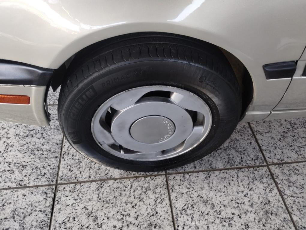 VOLKSWAGEN Golf - Foto