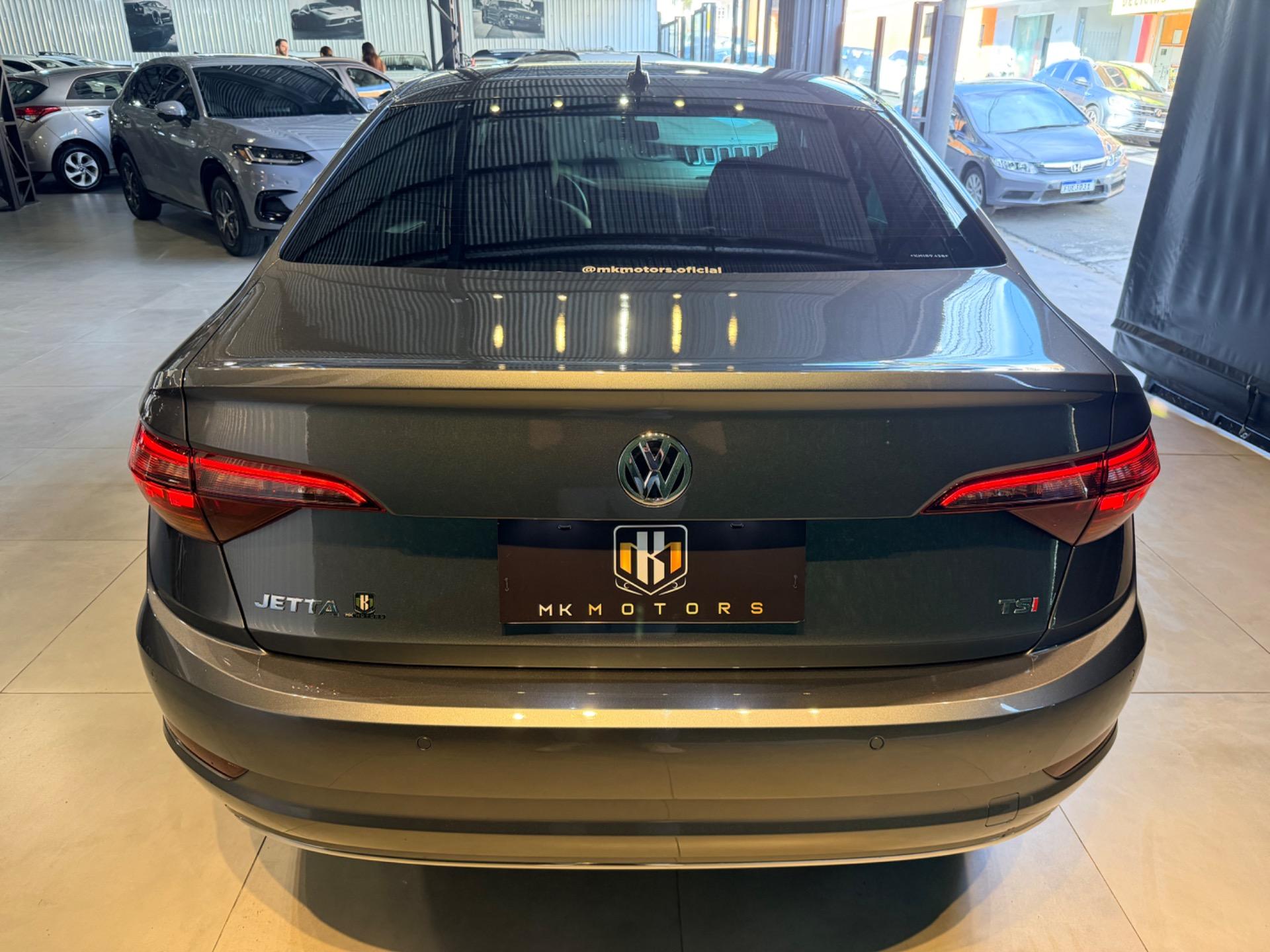 VOLKSWAGEN Jetta - Foto