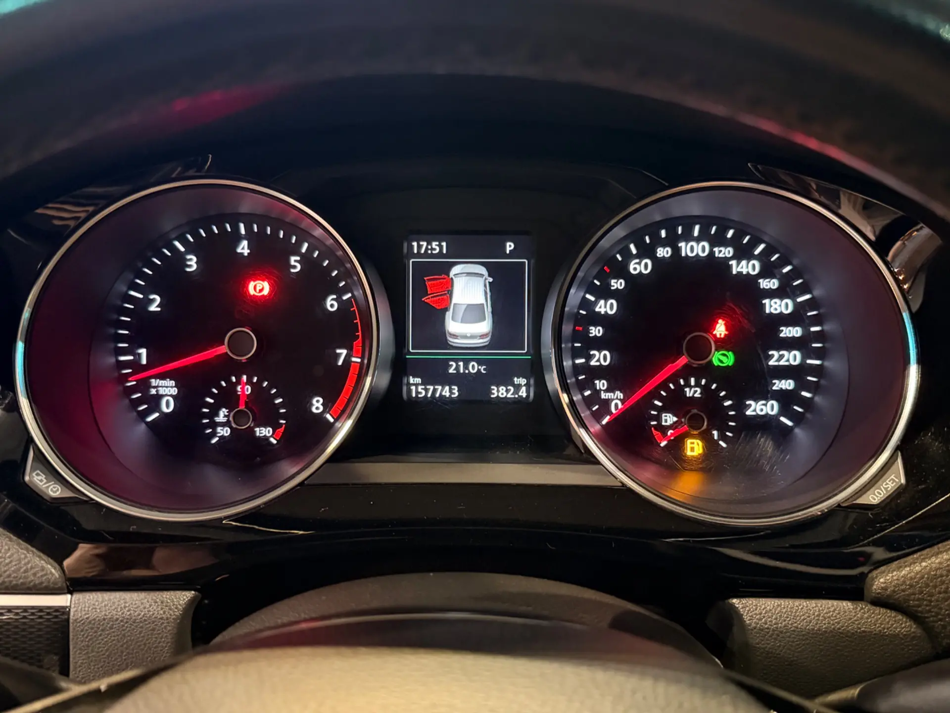 VOLKSWAGEN Jetta - Foto
