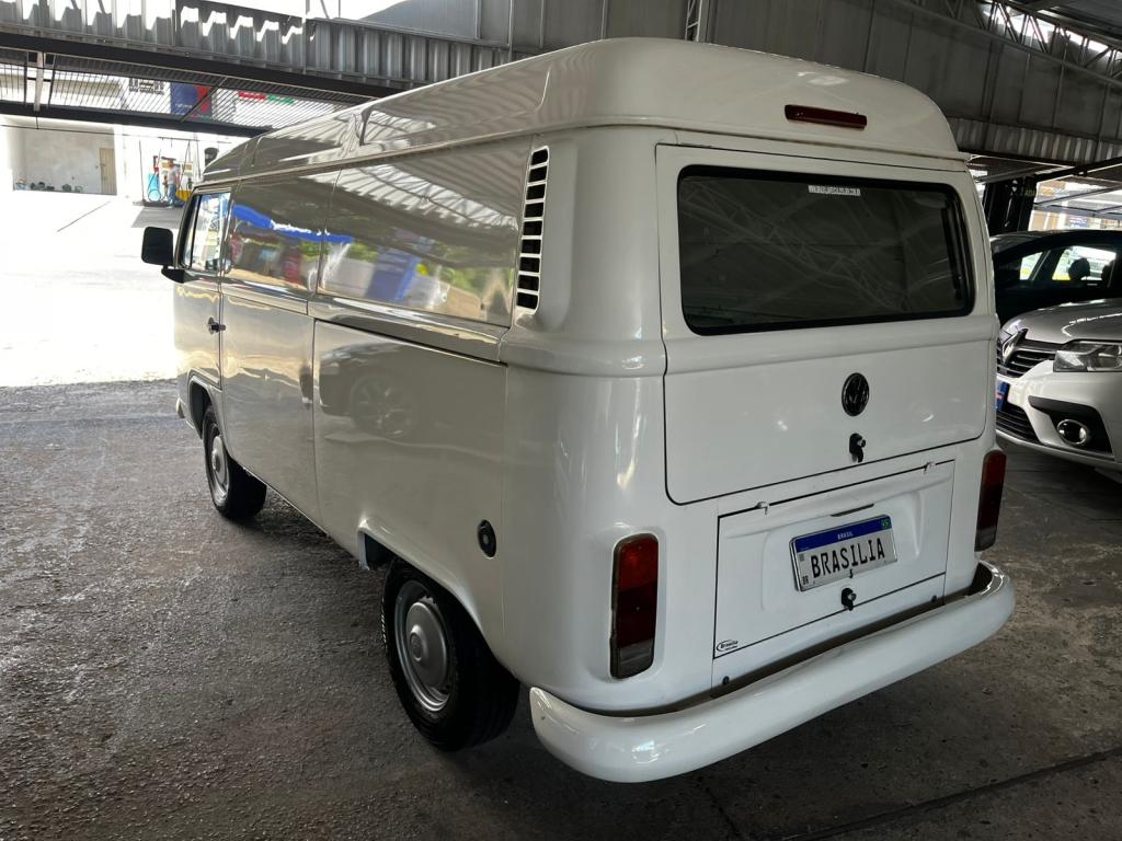 VOLKSWAGEN Kombi - Foto