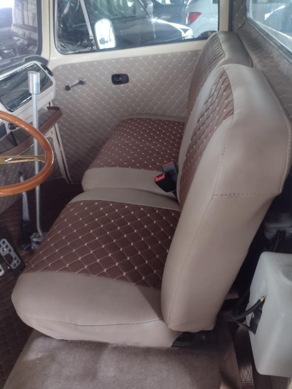 VOLKSWAGEN Kombi - Foto