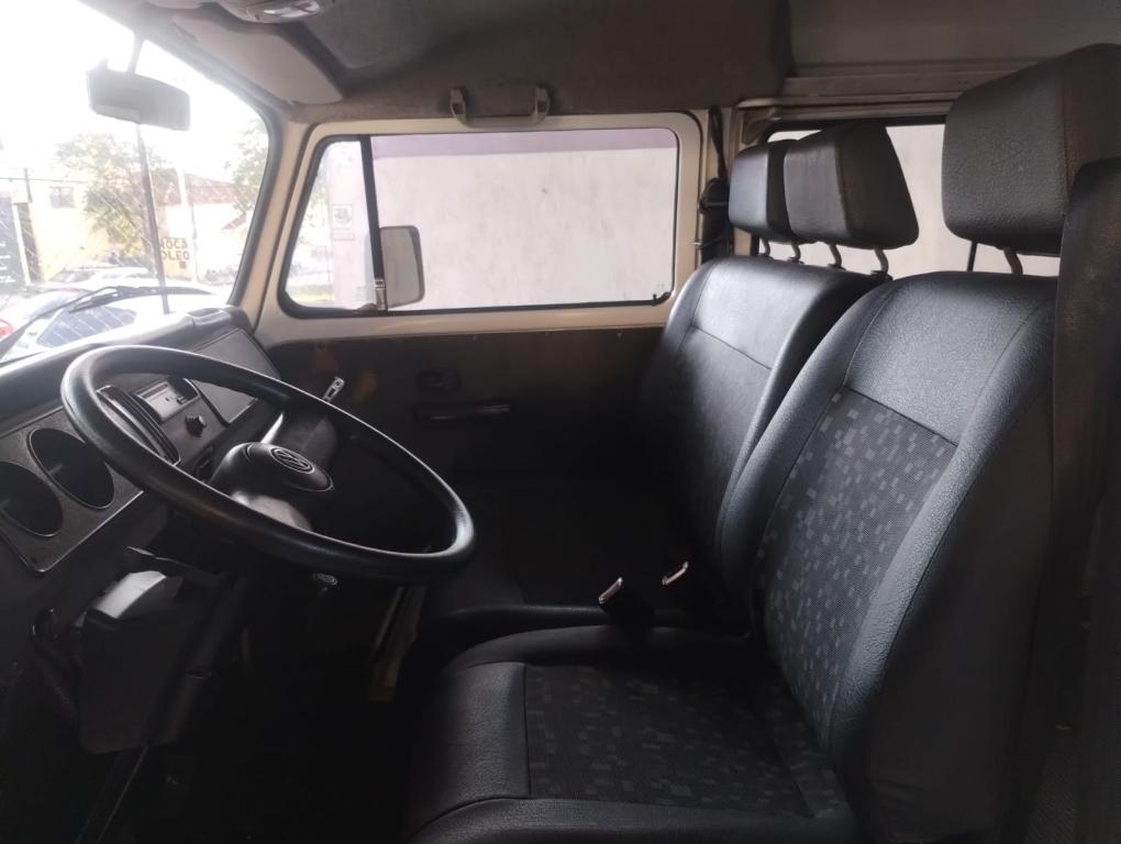 VOLKSWAGEN Kombi - Foto