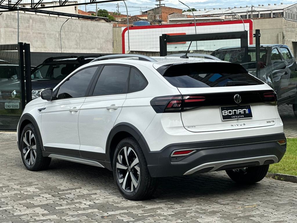 VOLKSWAGEN Nivus - Foto