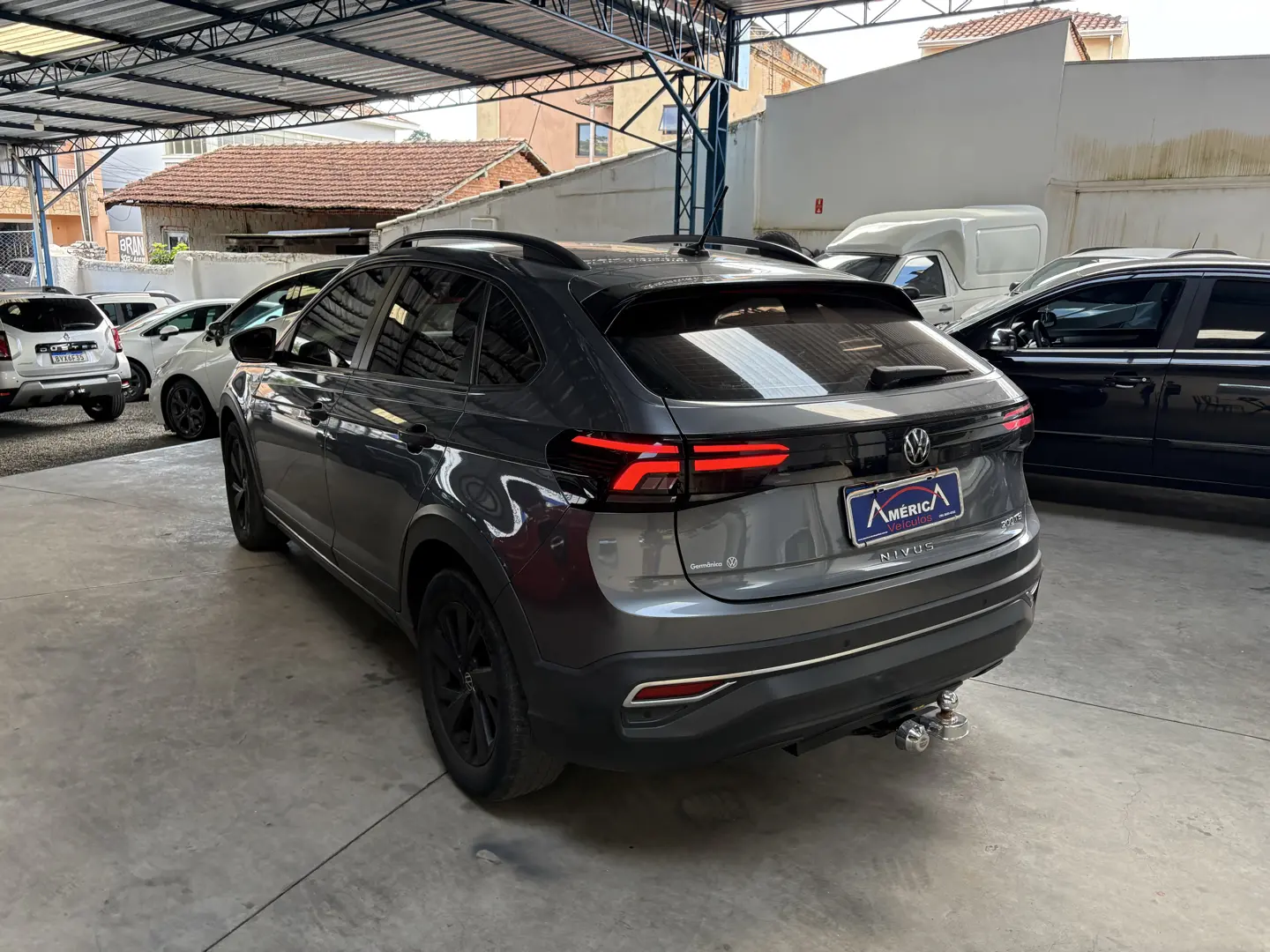 VOLKSWAGEN Nivus - Foto